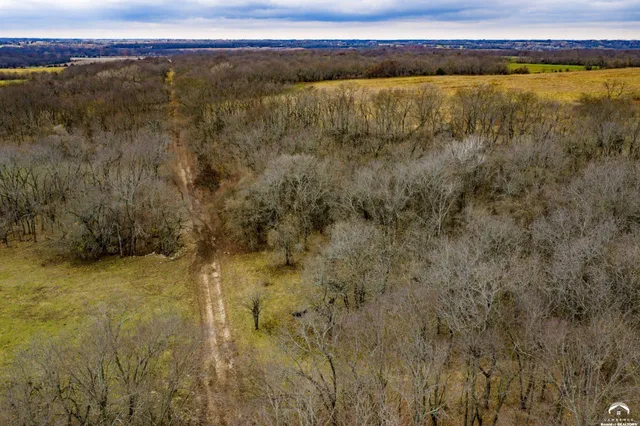 $4,446,000 | 0 West 239th Street, Bucyrus, KS 66083