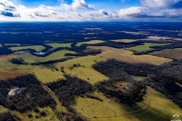 $4,446,000 | 0 West 239th Street, Bucyrus, KS 66083