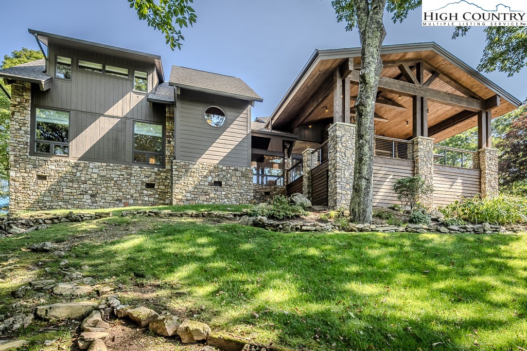 804 Crest Trail Linville, NC 28646 - Photo 35 of 40 an aerial view of a house