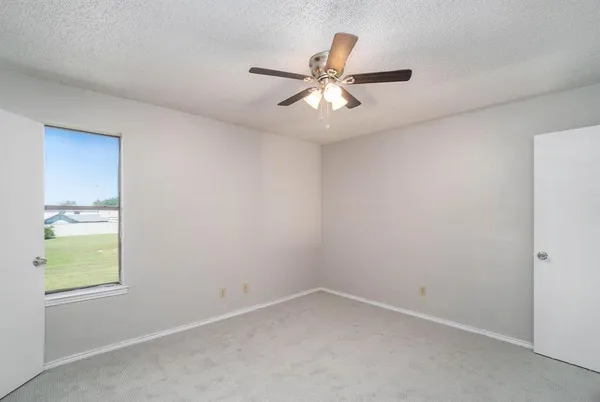 $1,600 | 3301 Aurora Street, Unit B, Haltom City, TX 76117