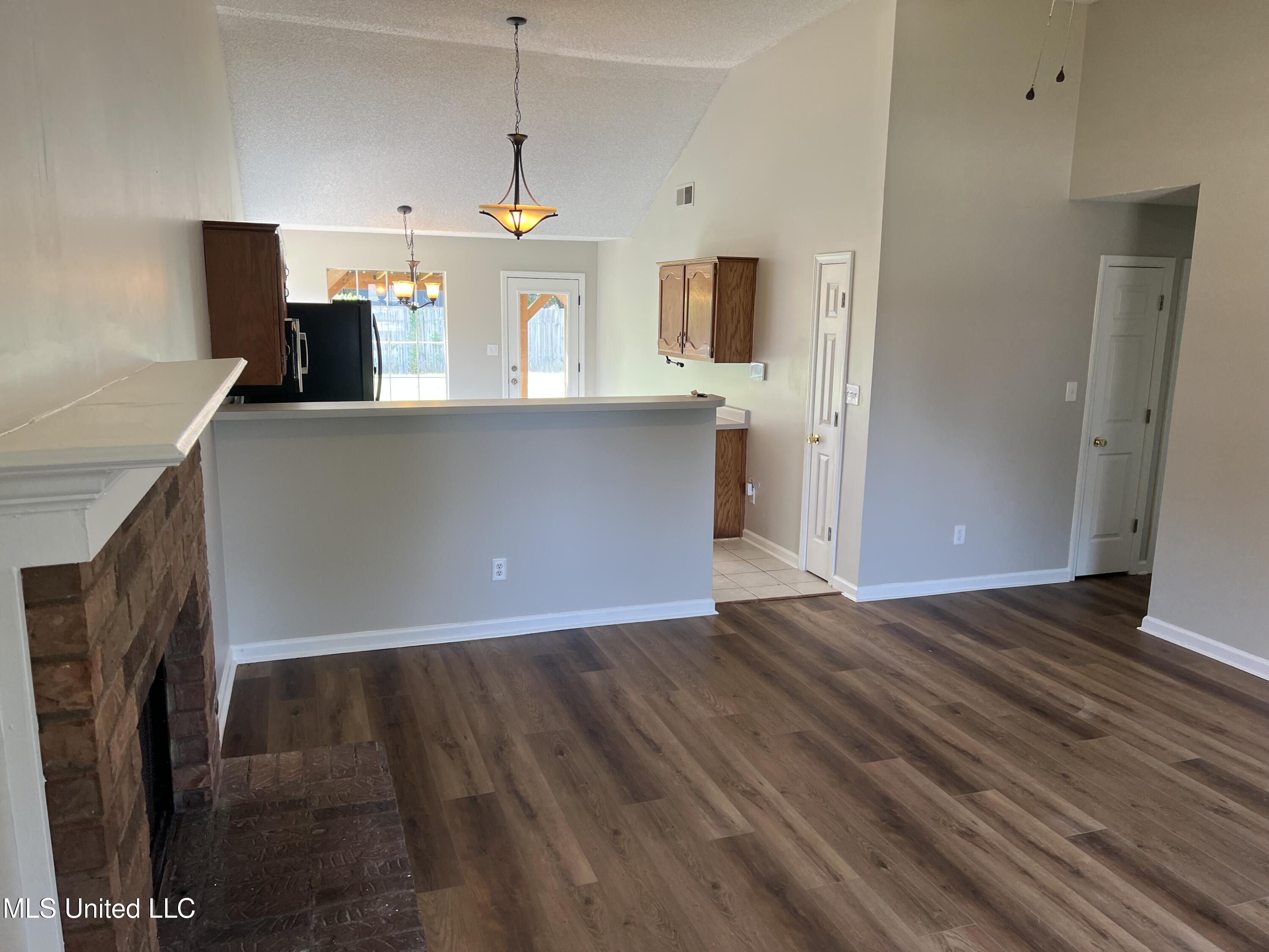 7333 Deerbrook Road Olive Branch, MS 38654 - Photo 8 of 11 IMG_4753