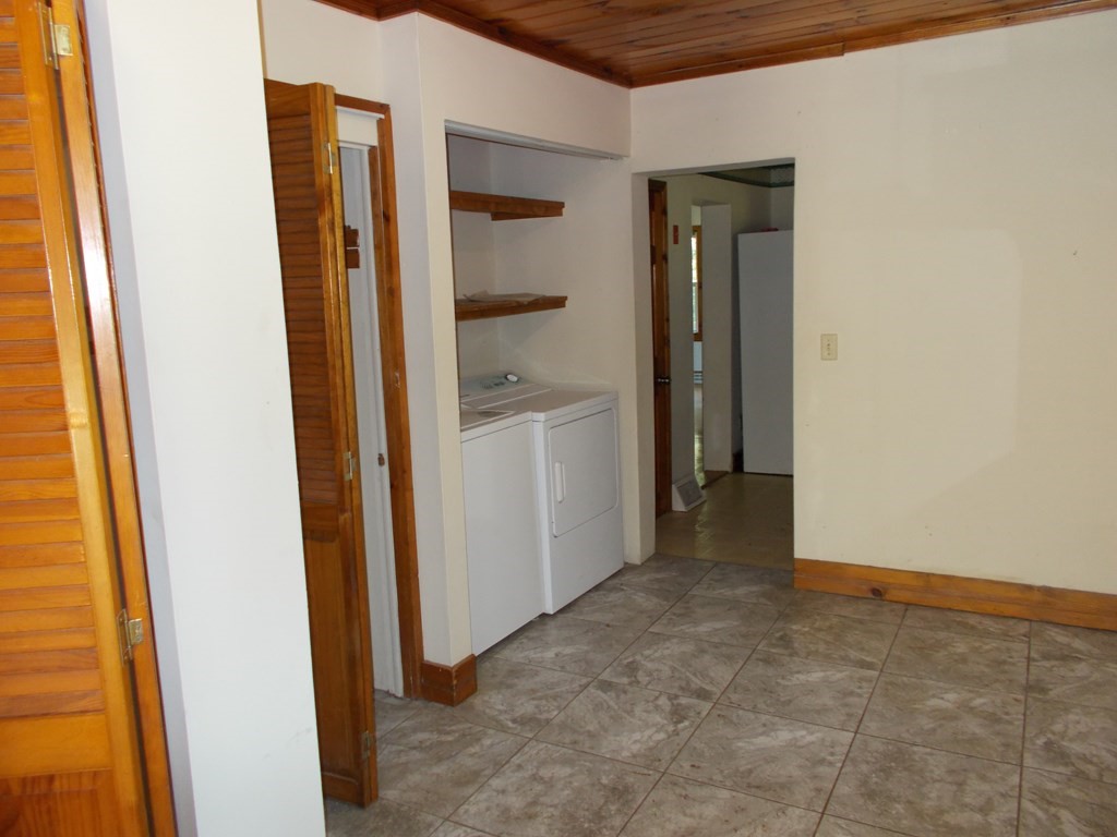 589 Florence Road Northampton, MA 01062 - Photo 11 of 18