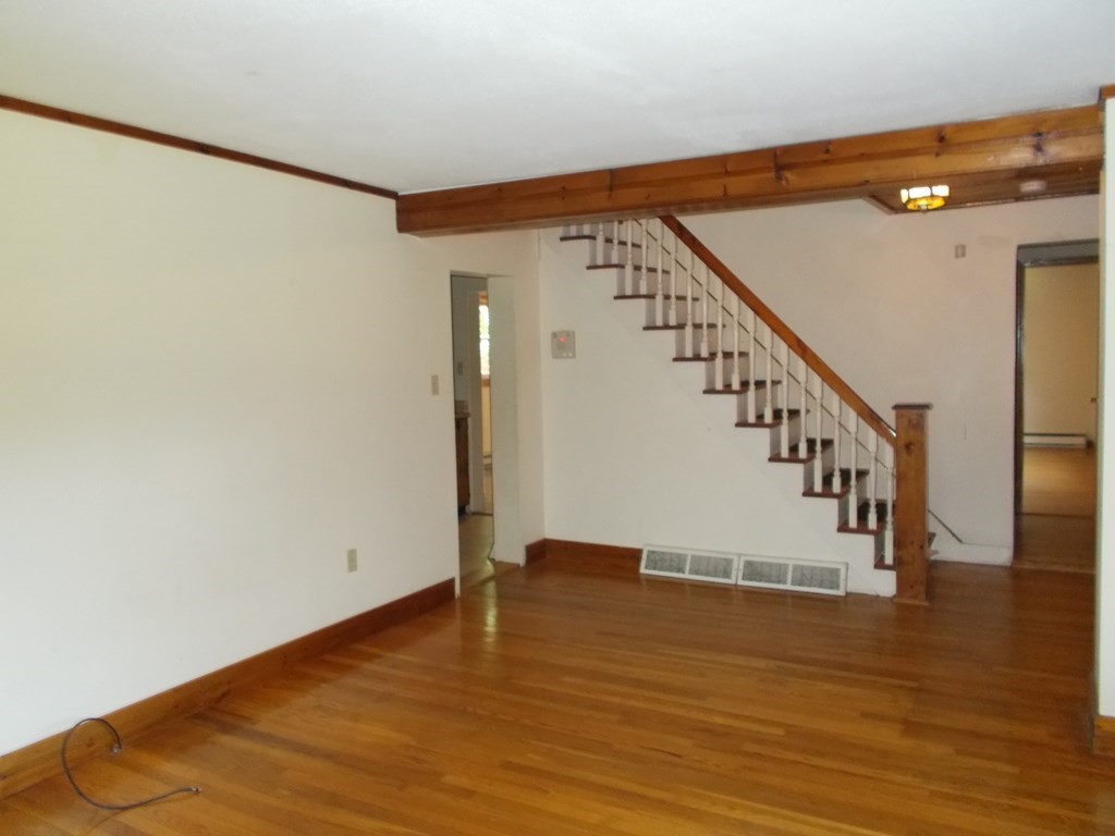 589 Florence Road Northampton, MA 01062 - Photo 3 of 18