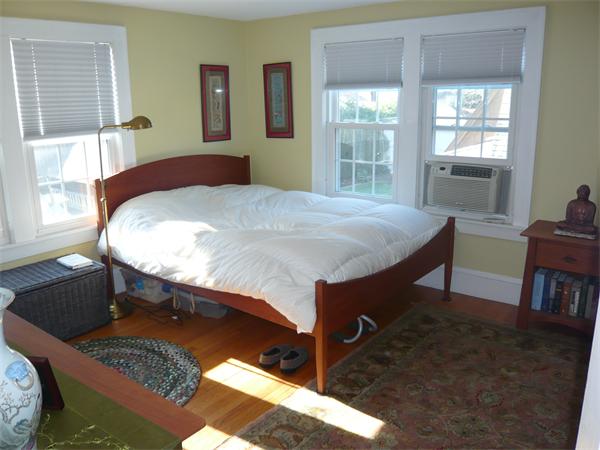 22 Liberty Street Holyoke, MA 01040 - Photo 20 of 23