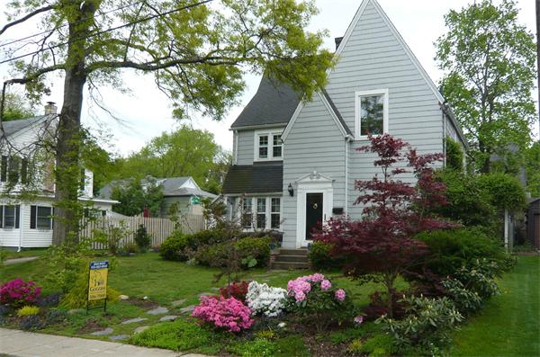 22 Liberty Street Holyoke, MA 01040 - Photo 2 of 23