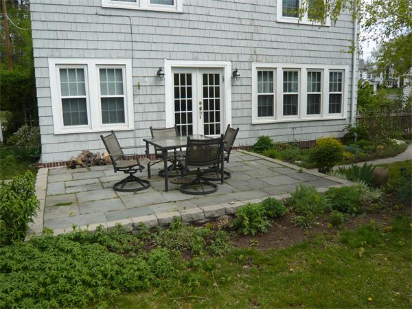 22 Liberty Street Holyoke, MA 01040 - Photo 9 of 23