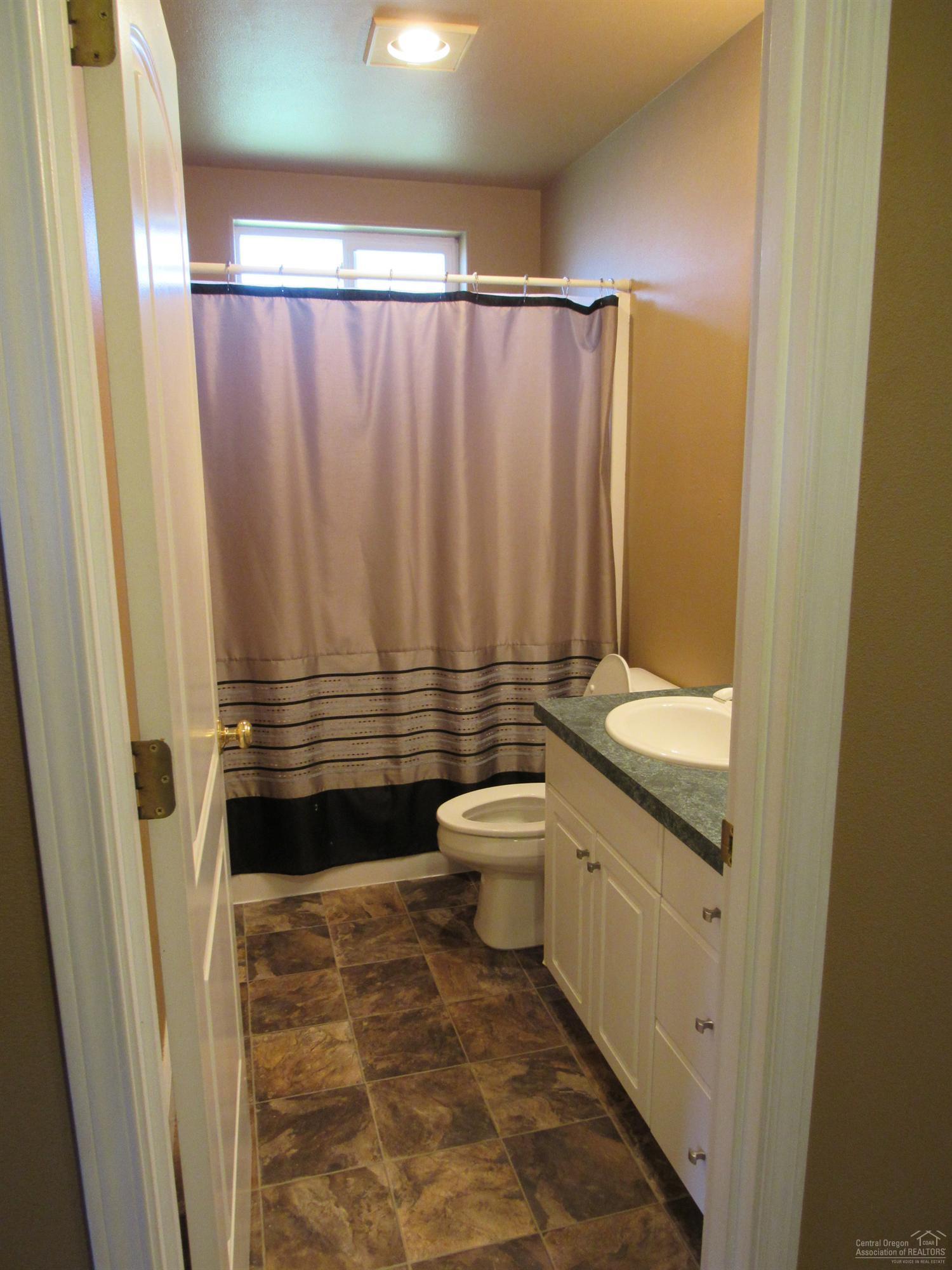 20754 South Loop Place Bend, OR 97703 - Photo 18 of 22 Additional Photo