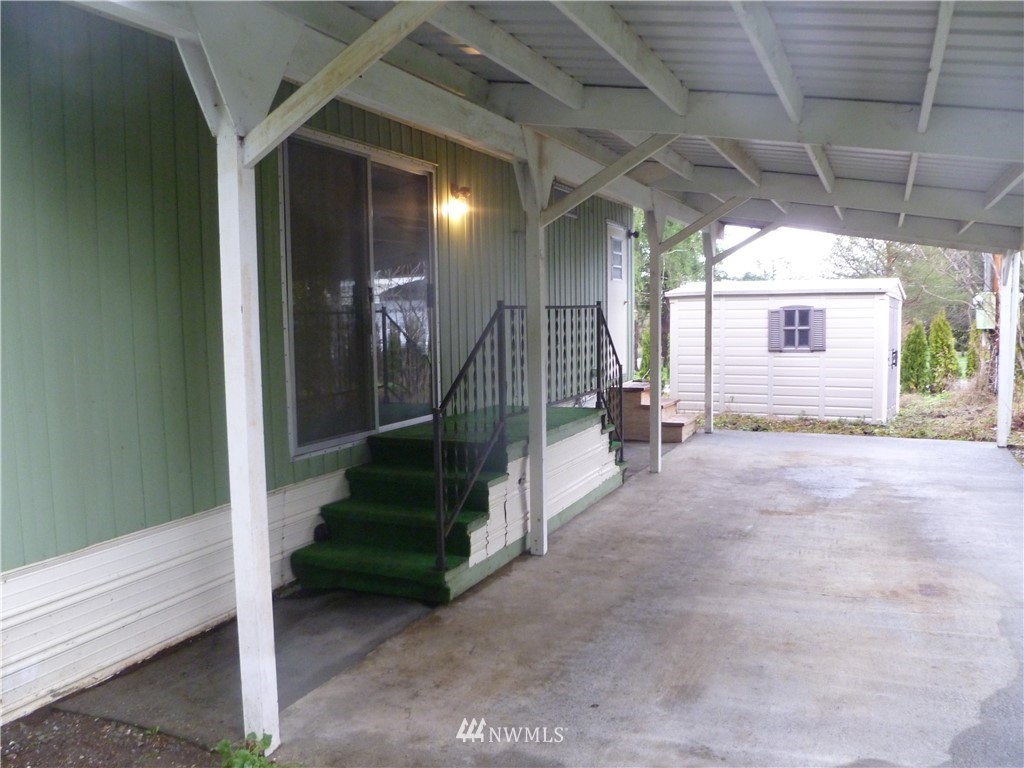 23413 Bassett Road, Unit 2 Sedro-Woolley, WA 98284 - Photo 2 of 15 Gallery Image 2