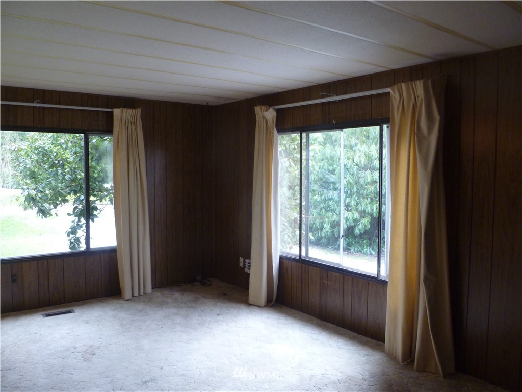 23413 Bassett Road, Unit 2 Sedro-Woolley, WA 98284 - Photo 6 of 15 Gallery Image 6