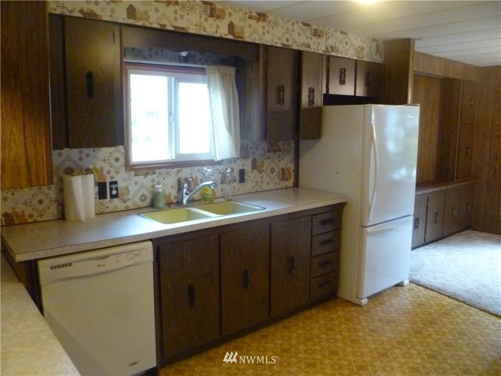 23413 Bassett Road, Unit 2 Sedro-Woolley, WA 98284 - Photo 8 of 15 Gallery Image 8