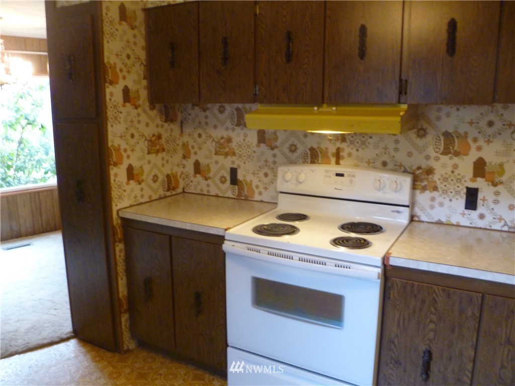 23413 Bassett Road, Unit 2 Sedro-Woolley, WA 98284 - Photo 9 of 15 Gallery Image 9