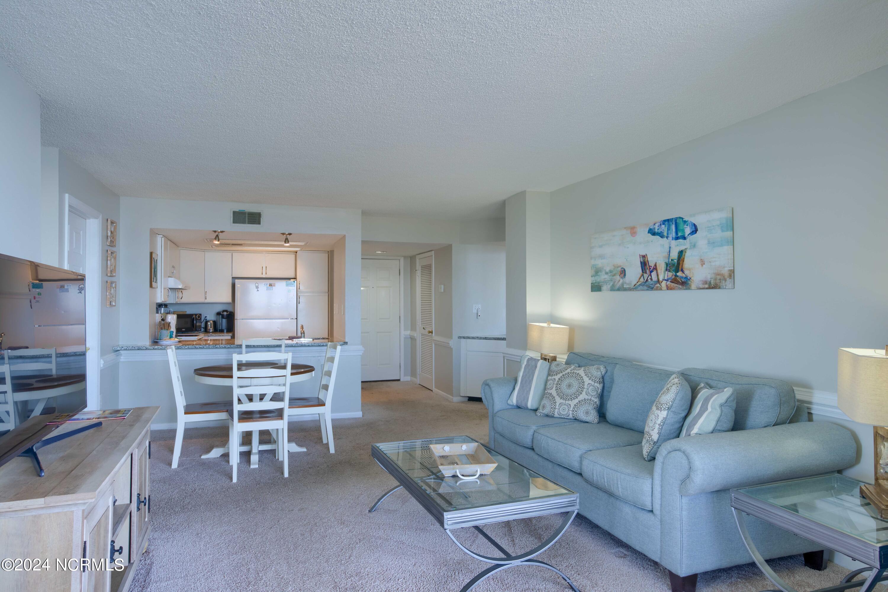 2000 New River Inlet Road, Unit 1305 North Topsail Beach, NC 28460 - Photo 7 of 21 1305 St Regis - Interiors_18