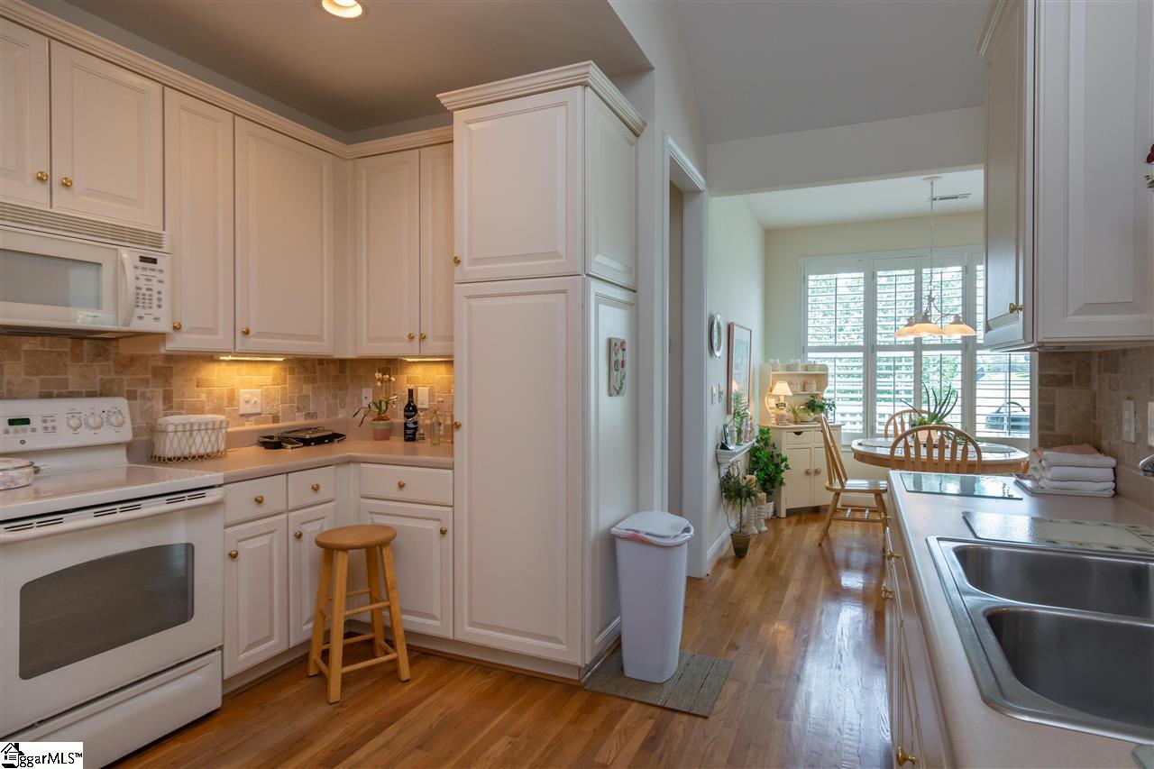 109 Aldgate Way Greer, SC 29650 - Photo 13 of 36 Gallery Image 13