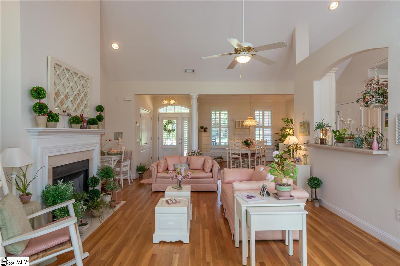 109 Aldgate Way Greer, SC 29650 - Photo 8 of 36 Gallery Image 8