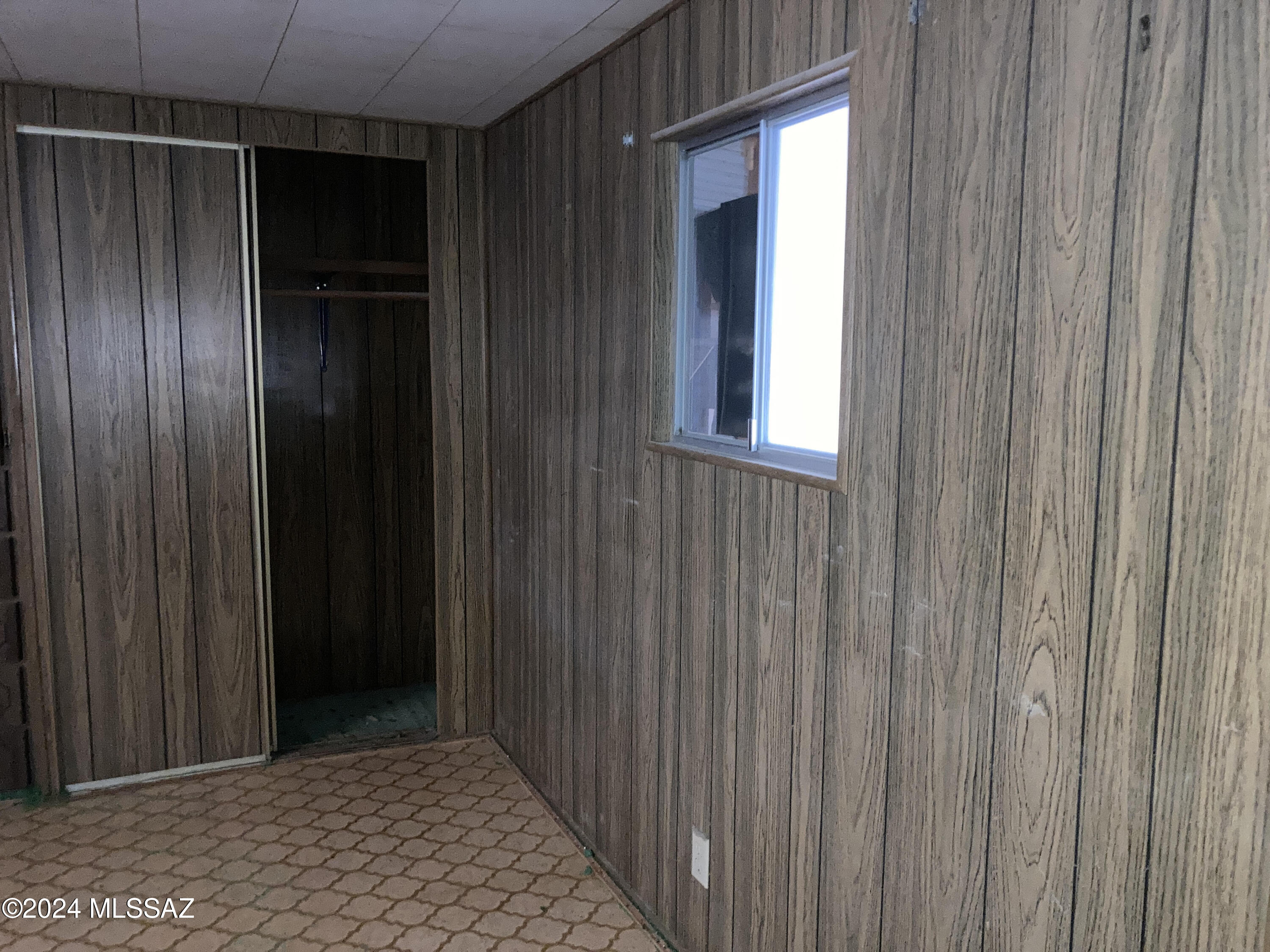 5557 West Box R Street Tucson, AZ 85713 - Photo 6 of 10 Gallery Image 6