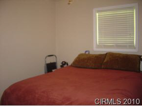 5908 South Delmar Road Marion, IN 46953 - Photo 8 of 12 Gallery Image 8