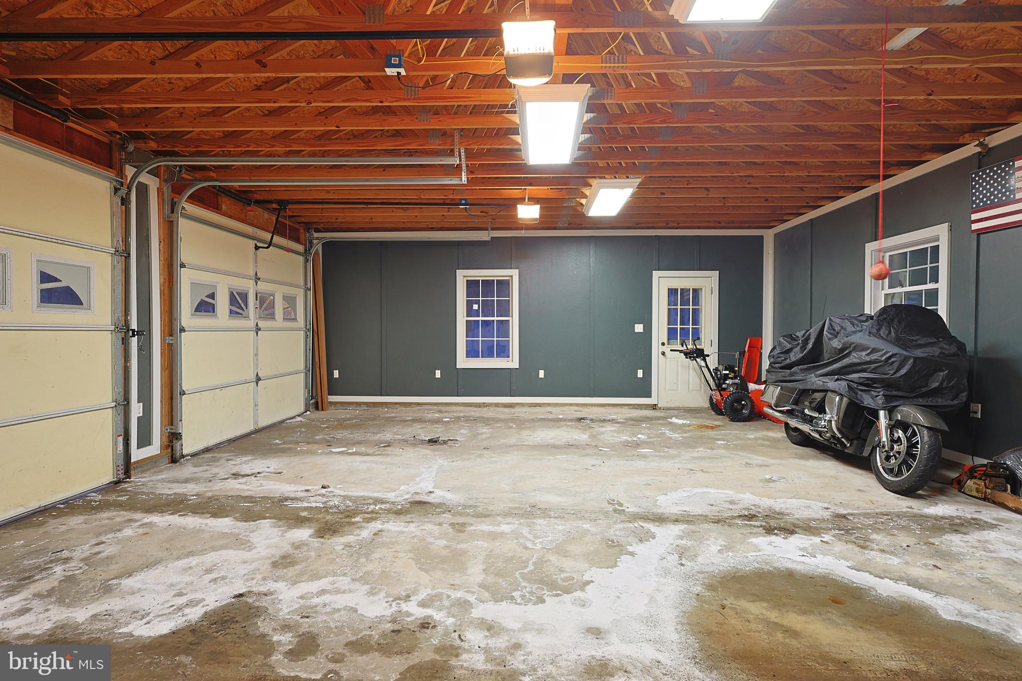 33 Teaberry Ridge Road Lonaconing, MD 21539 - Photo 49 of 101 Large 2 Car Garage