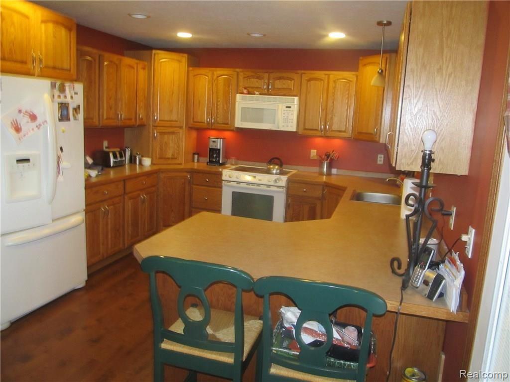13640 South Cork Road Perry, MI 48872 - Photo 16 of 40 IMG_1063.JPG