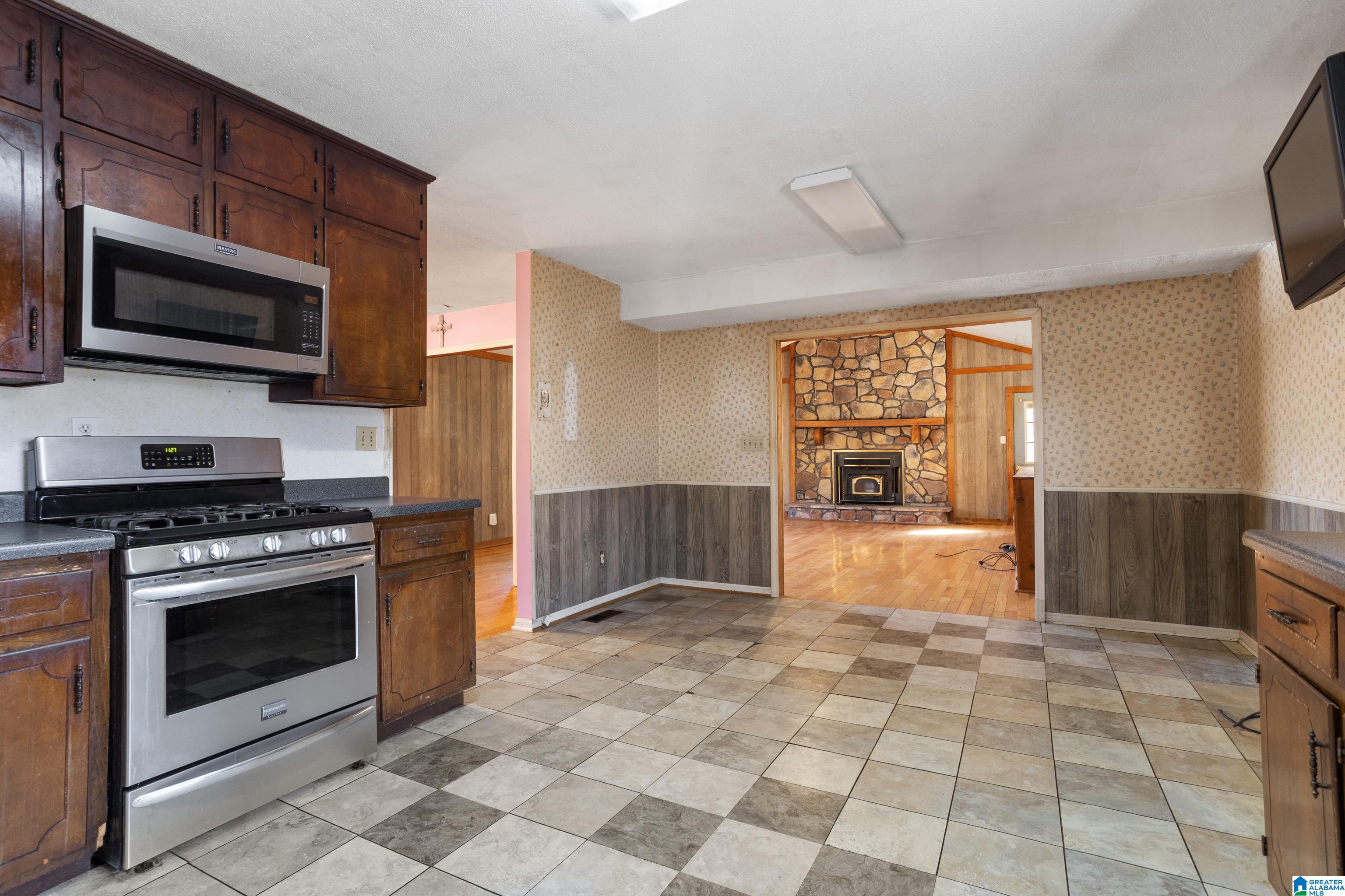 1115 Ellard Road Fultondale, AL 35068 - Photo 11 of 36