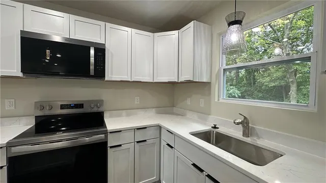 $440,000 | 544 18th Street, Ottawa, KS 66067