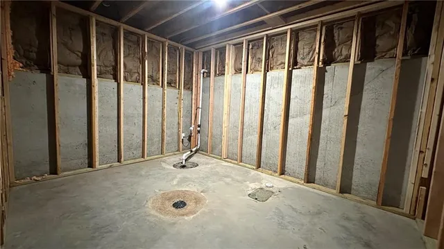 $440,000 | 544 18th Street, Ottawa, KS 66067