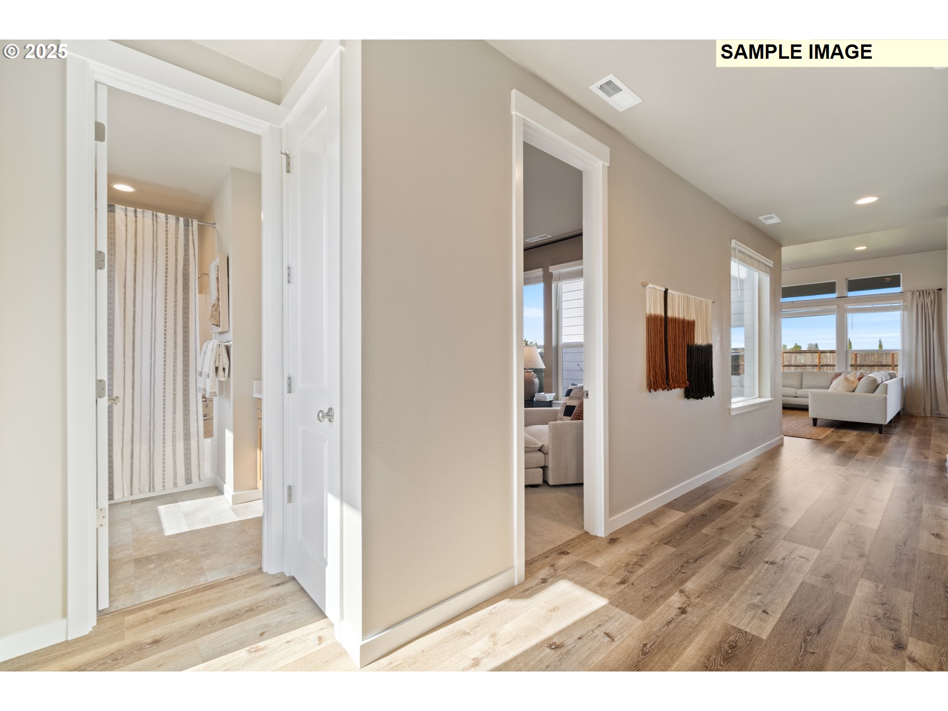 3076 Olympic Street, Unit 17 Woodburn, OR 97071 - Photo 18 of 38