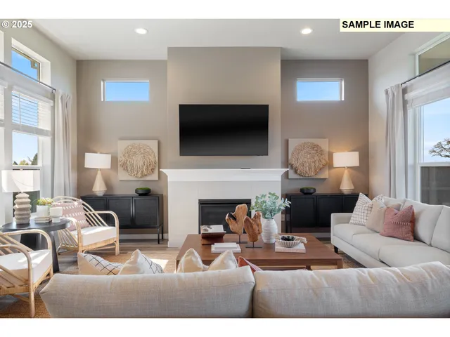 $742,335 | 3076 Olympic Street, Unit 17, Woodburn, OR 97071