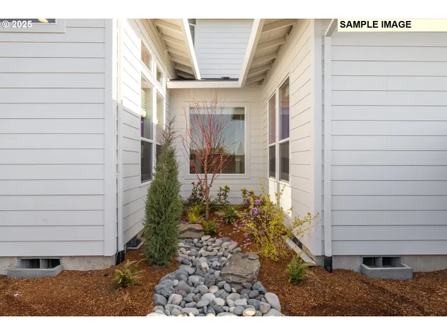 $742,335 | 3076 Olympic Street, Unit 17, Woodburn, OR 97071
