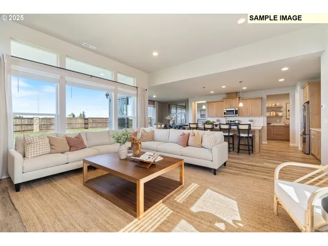 $742,335 | 3076 Olympic Street, Unit 17, Woodburn, OR 97071