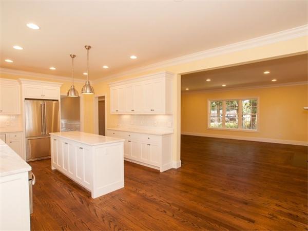 33 Thomas Road Wellesley, MA 02482 - Photo 9 of 28