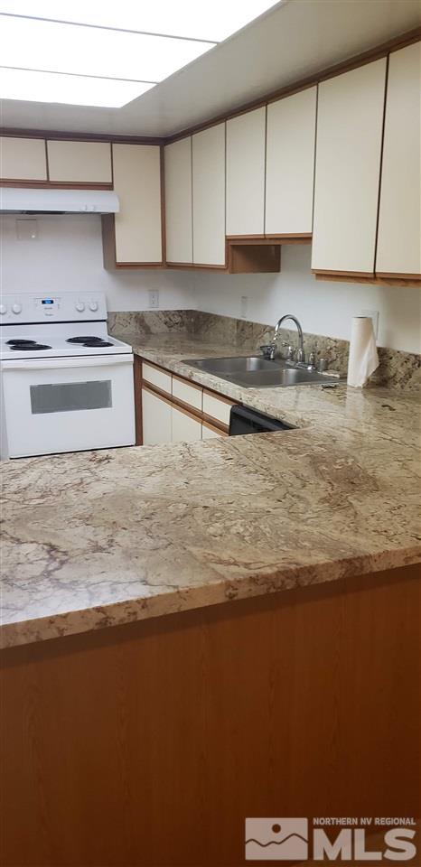 2300 Dickerson Road, Unit 65 Reno, NV 89503 - Photo 6 of 9 a view of a kitchen counter top space