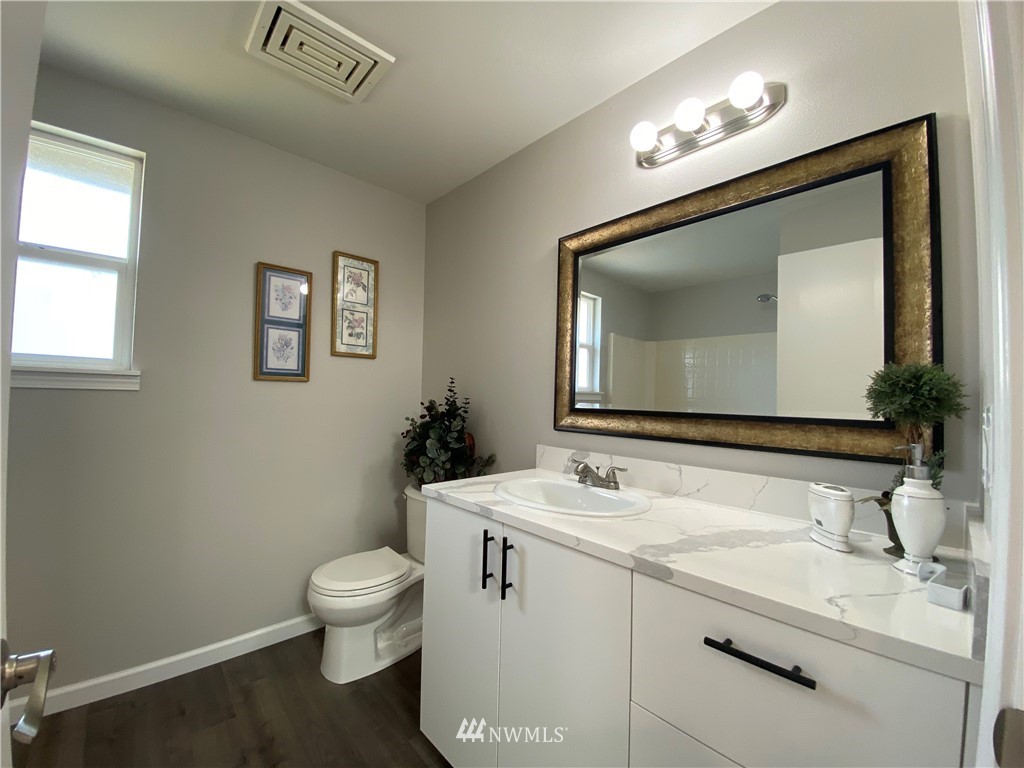 11448 Southeast 185th Place Renton, WA 98055 - Photo 17 of 24