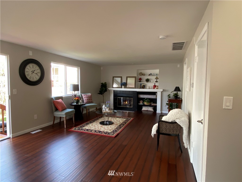 11448 Southeast 185th Place Renton, WA 98055 - Photo 8 of 24