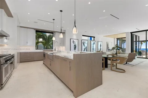 $35,995,000 | 3052 North Atlantic Boulevard, Fort Lauderdale, FL 33308