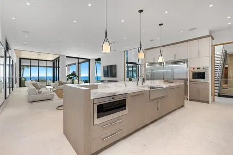 $35,995,000 | 3052 North Atlantic Boulevard, Fort Lauderdale, FL 33308