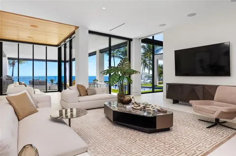 $35,995,000 | 3052 North Atlantic Boulevard, Fort Lauderdale, FL 33308