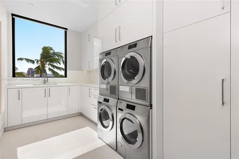 $35,995,000 | 3052 North Atlantic Boulevard, Fort Lauderdale, FL 33308