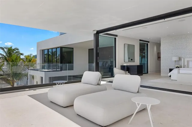 $31,000,000 | 3052 North Atlantic Boulevard, Fort Lauderdale, FL 33308