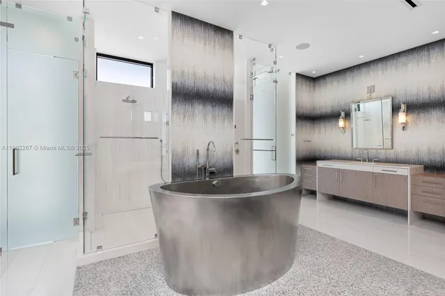 $31,000,000 | 3052 North Atlantic Boulevard, Fort Lauderdale, FL 33308