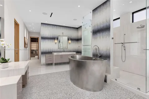 $35,995,000 | 3052 North Atlantic Boulevard, Fort Lauderdale, FL 33308