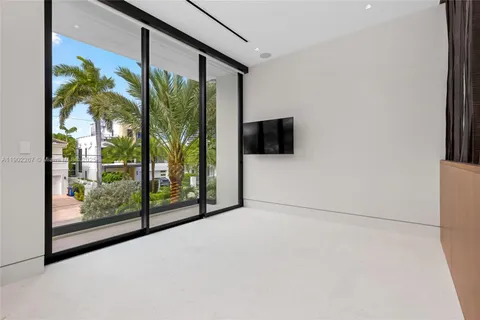 $35,995,000 | 3052 North Atlantic Boulevard, Fort Lauderdale, FL 33308