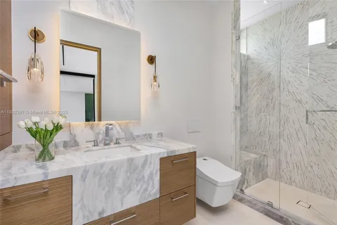 $35,995,000 | 3052 North Atlantic Boulevard, Fort Lauderdale, FL 33308