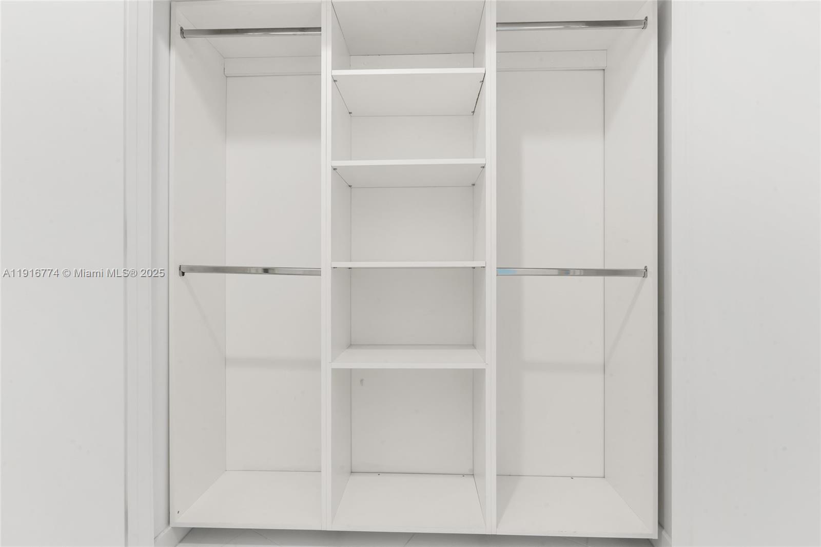 851 Northeast 1st Avenue, Unit 3202 Miami, FL 33132 - Photo 18 of 68