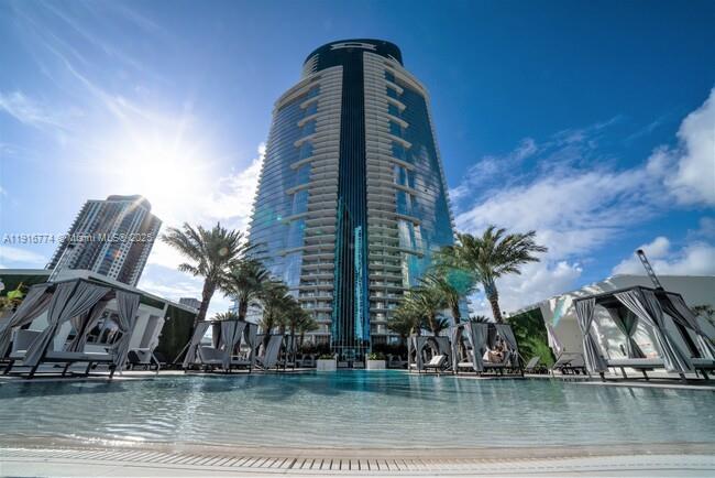 851 Northeast 1st Avenue, Unit 3202 Miami, FL 33132 - Photo 47 of 68