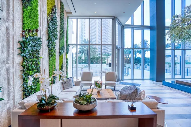 $680,000 | 851 Northeast 1st Avenue, Unit 3202, Miami, FL 33132