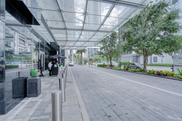 $680,000 | 851 Northeast 1st Avenue, Unit 3202, Miami, FL 33132