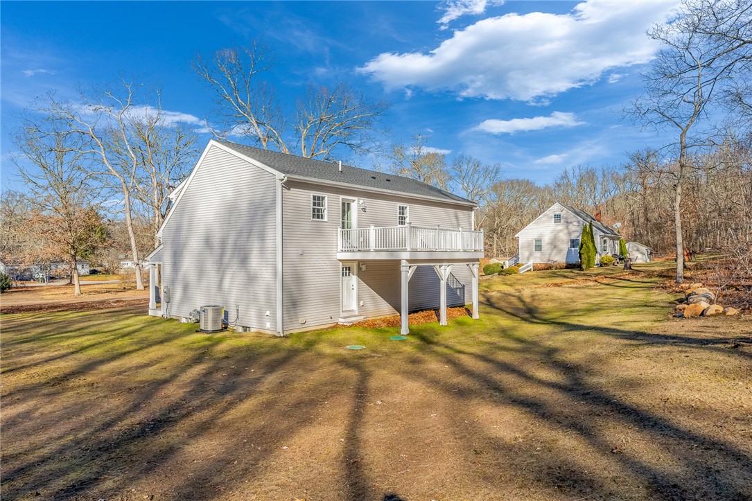 53 Bradford Road Westerly, RI 02891 - Photo 35 of 39