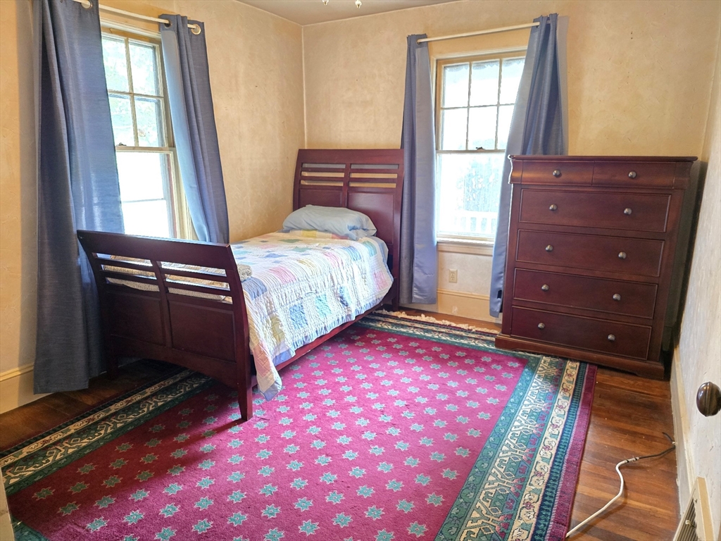 13 Clark Street Ashland, MA 01721 - Photo 25 of 33