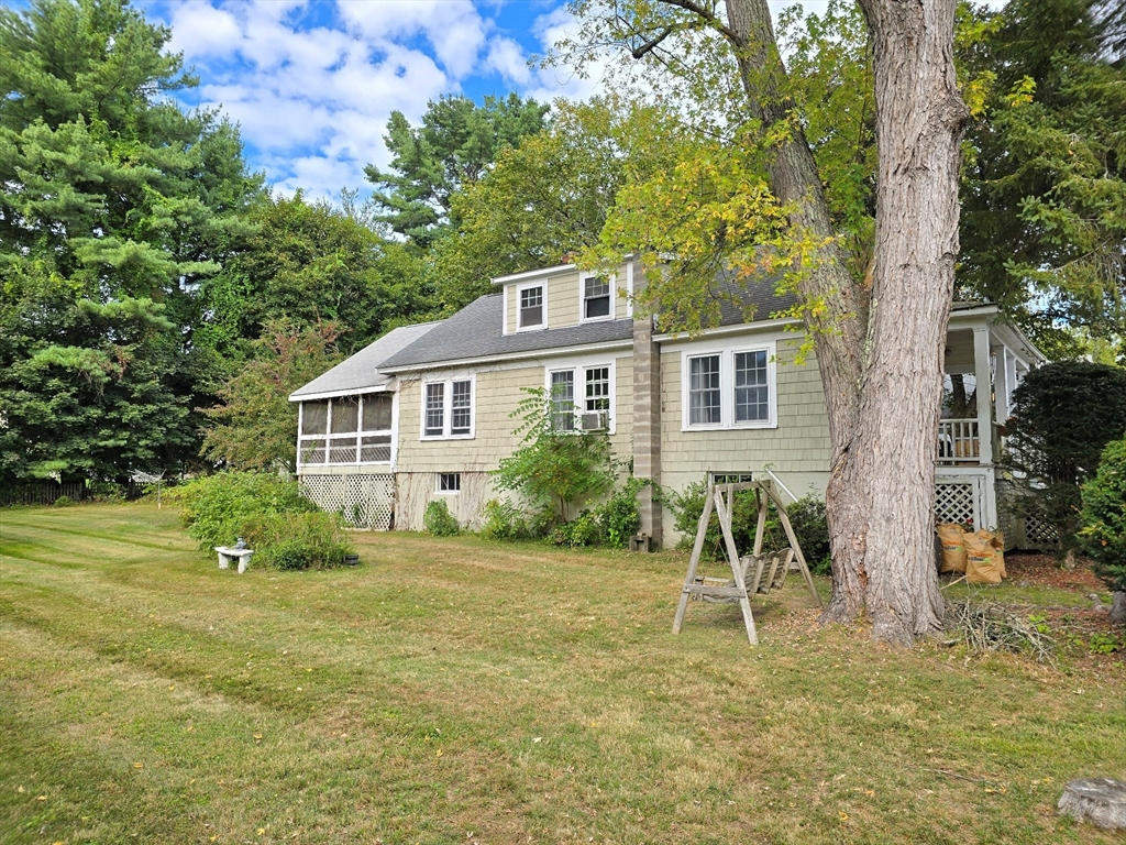 13 Clark Street Ashland, MA 01721 - Photo 3 of 33