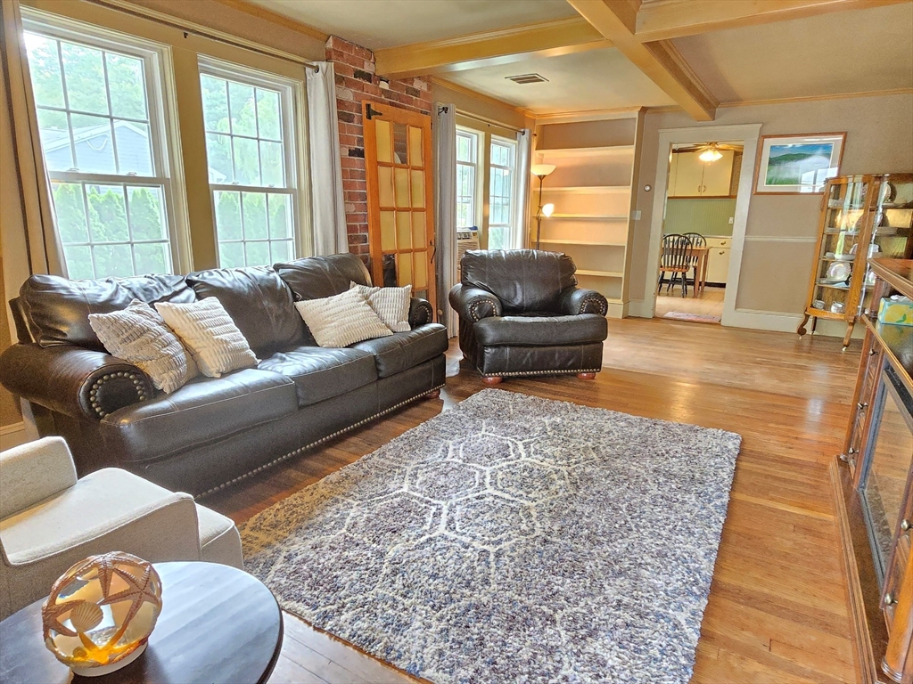 13 Clark Street Ashland, MA 01721 - Photo 9 of 33